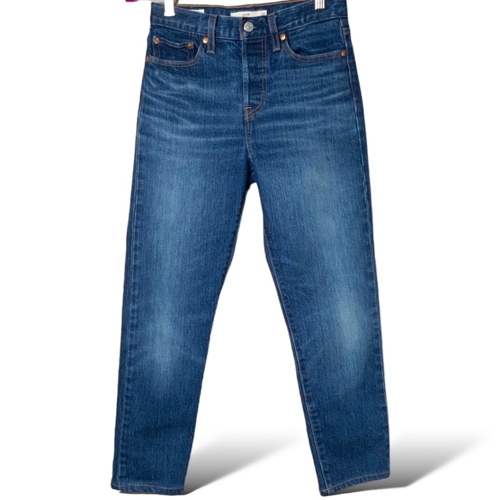 LEVI’S Premium Denim Wedgie Jeans Medium Wash 5 Pocket US Sz 25